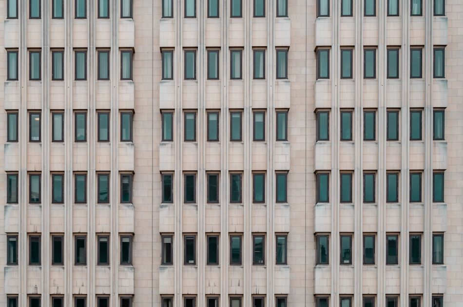 photo-1606130117237-a125a4e5e2ee